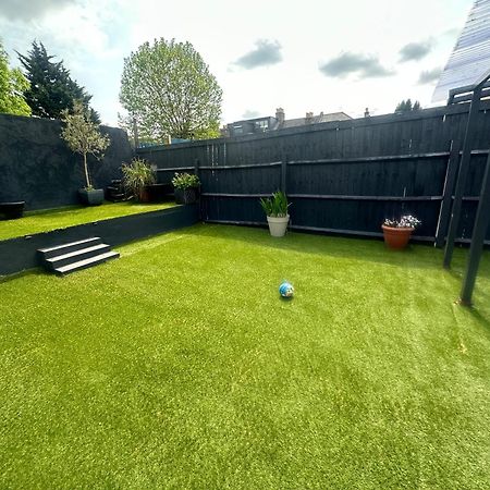 5 Bedroom House Se6 London Eksteriør billede