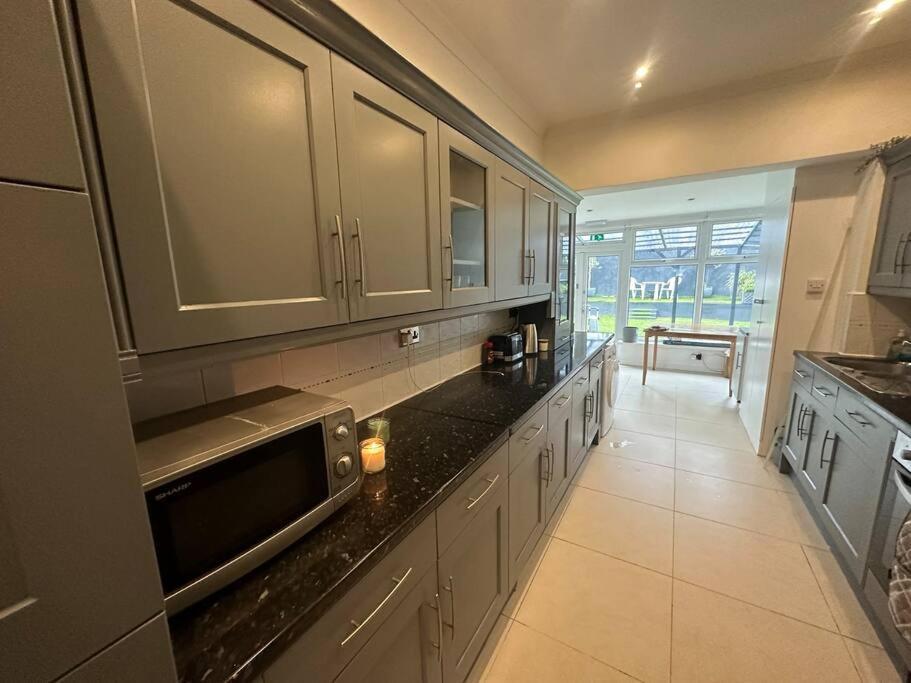 5 Bedroom House Se6 London Eksteriør billede